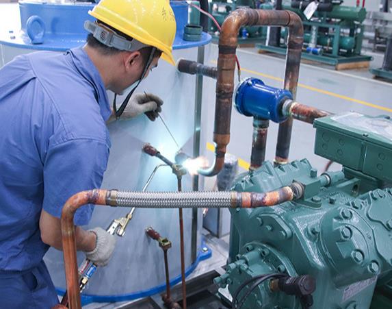 20噸直冷式塊冰機(jī)有多重，工作原理是什么