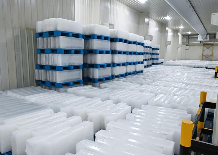 選購大型制冰機(jī)