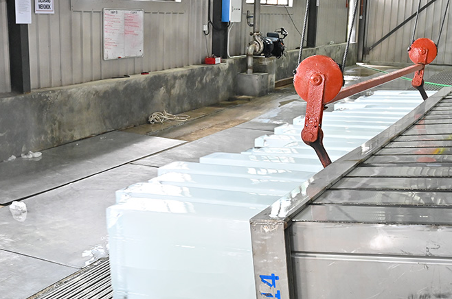 鹽水冰磚機(jī)20噸需要多少錢