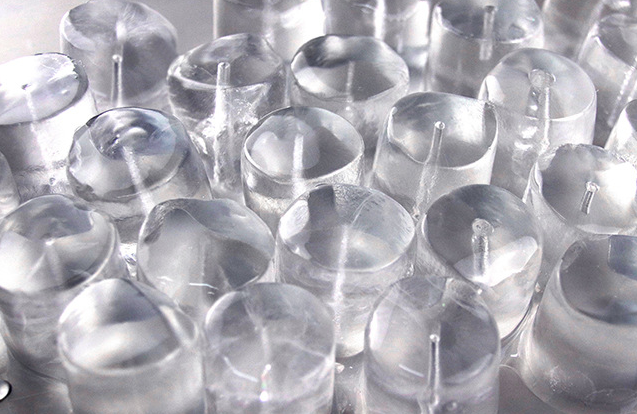 根據(jù)定制化需求和冰塊類型