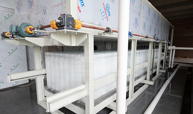 選購200噸級(jí)制冰機(jī)時(shí)