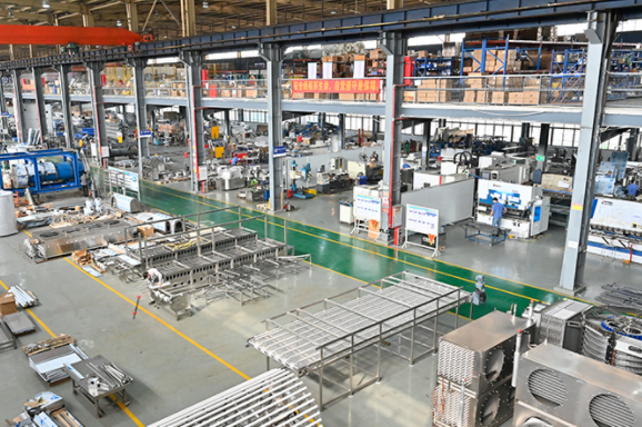 我們擁有現(xiàn)代化的生產(chǎn)基地、先進(jìn)的生產(chǎn)設(shè)備以及一支經(jīng)驗(yàn)豐富的技術(shù)團(tuán)隊(duì)